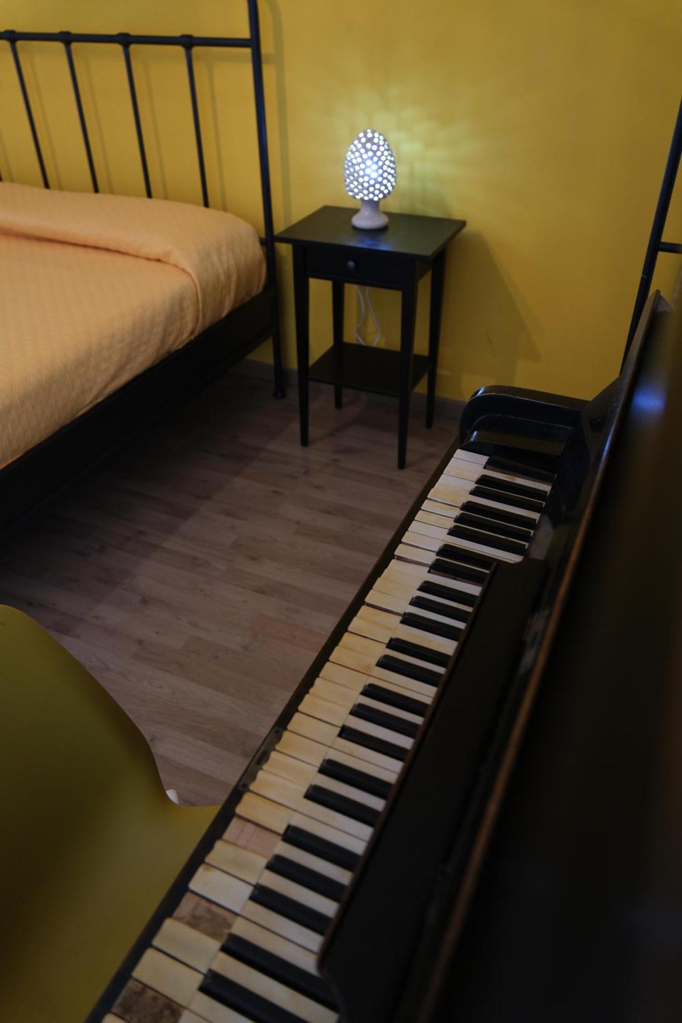 B&B Tarumbò Napoli Bagian luar foto