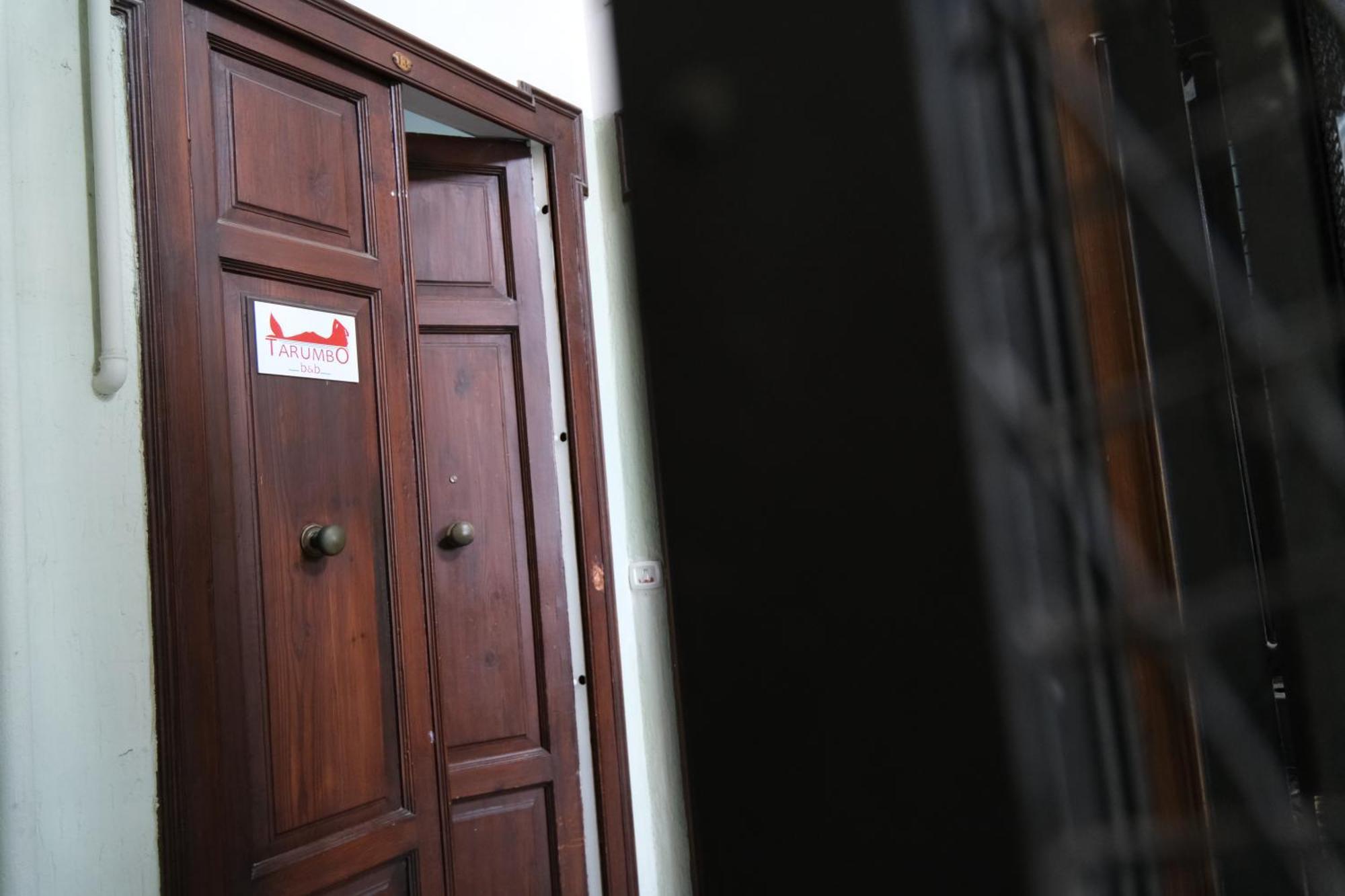 B&B Tarumbò Napoli Bagian luar foto