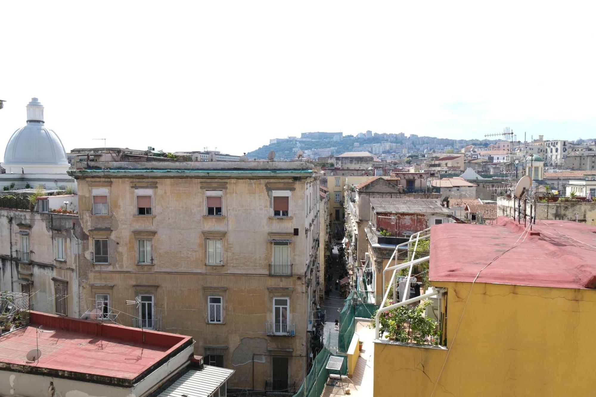 B&B Tarumbò Napoli Bagian luar foto
