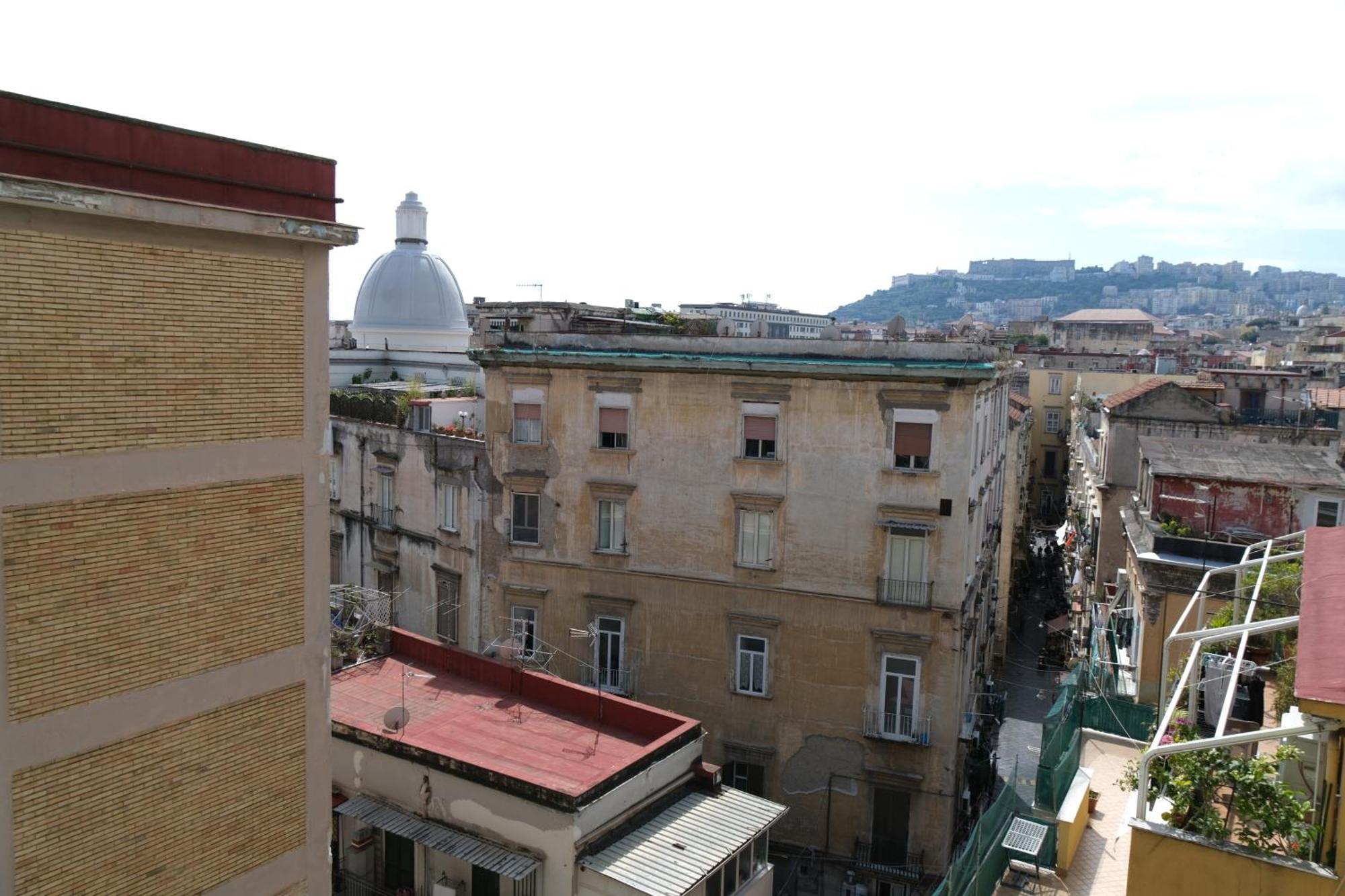 B&B Tarumbò Napoli Bagian luar foto